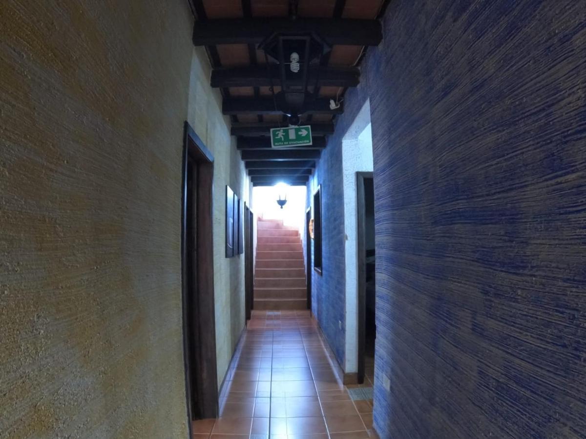 Hotel El Mirador Anexo 1 Santa Lucia Milpas Altas Exterior foto